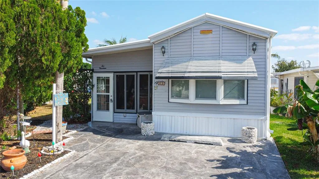 9000 US HWY 192 # 214, CLERMONT, FL 34714
