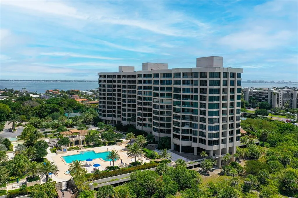 1211 GULF OF MEXICO DRIVE # 302, LONGBOAT KEY, FL 34228