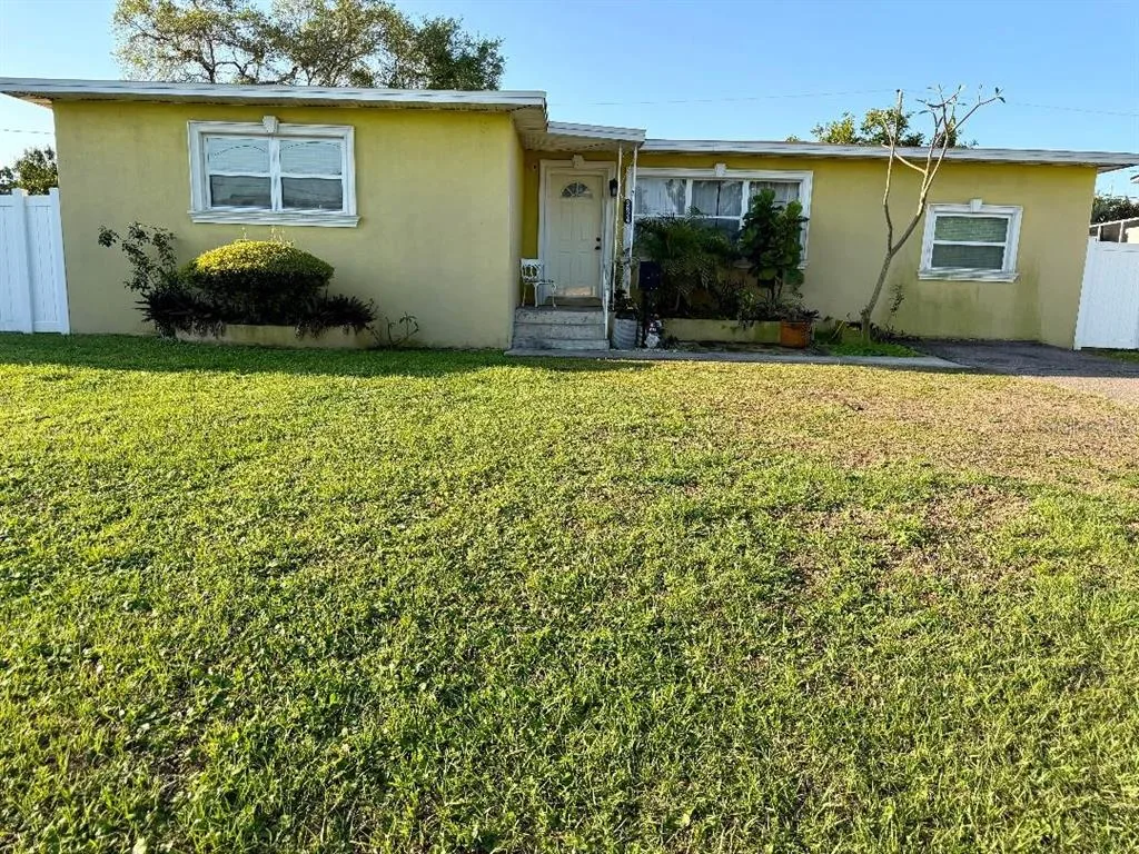 3624 ABINGTON AVENUE S, ST PETERSBURG, FL 33711