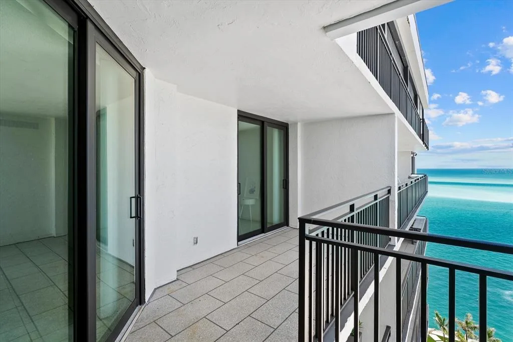 4822 OCEAN BOULEVARD # 11E, SARASOTA, FL 34242