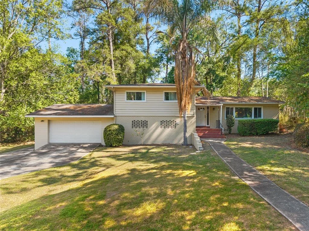 2910 SW 1ST AVENUE, GAINESVILLE, FL 32607
