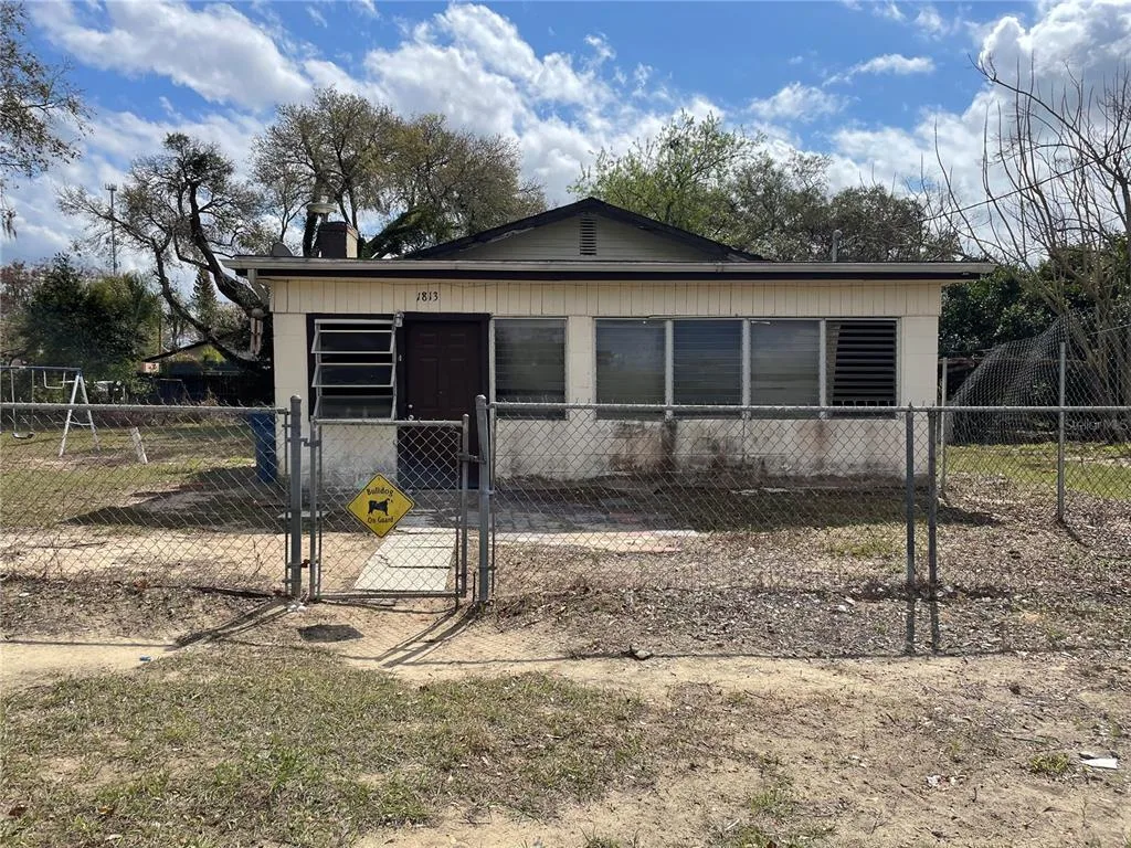 1813 ROBINSON DRIVE, HAINES CITY, FL 33844