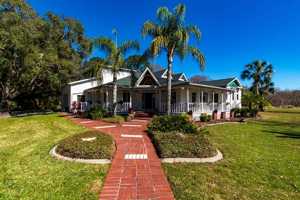 9215 RIDGE ROAD, NEW PORT RICHEY, FL 34654