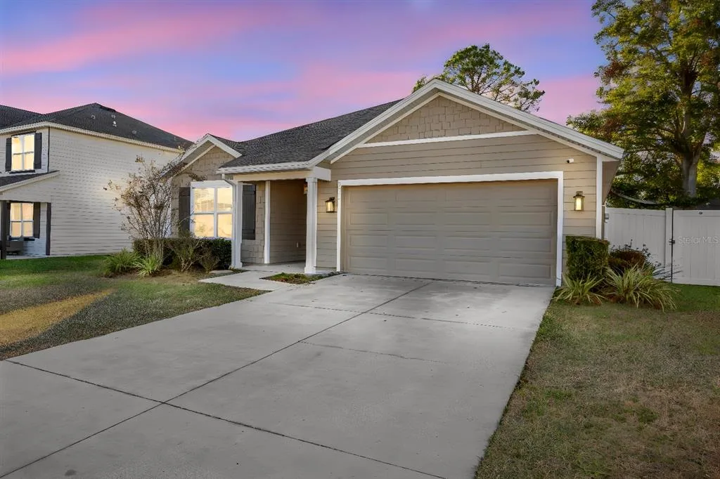 896 NW 253RD DRIVE, NEWBERRY, FL 32669