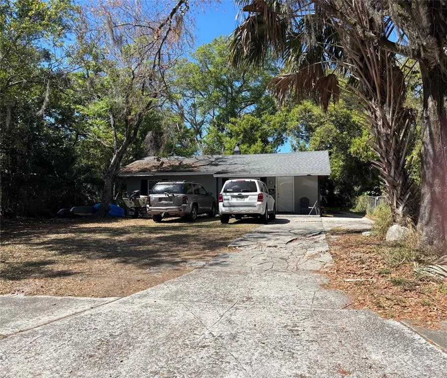 516 S DOLLINS AVENUE, ORLANDO, FL 32805