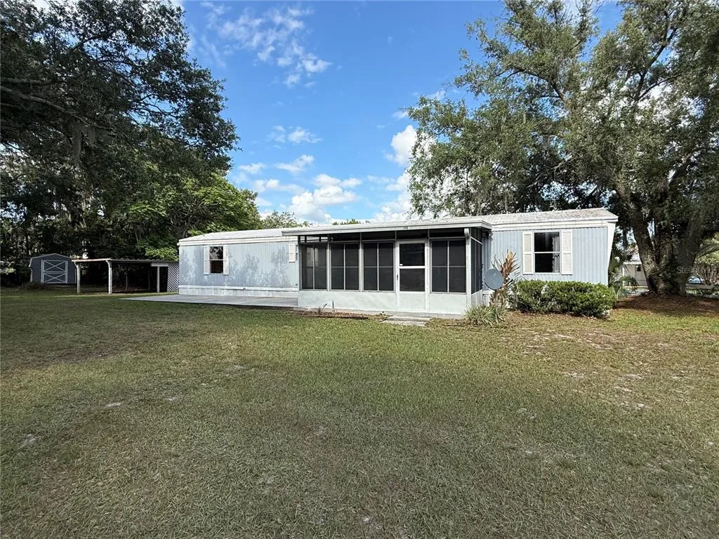 806 NEW HAMPSHIRE AVENUE, WILDWOOD, FL 34785