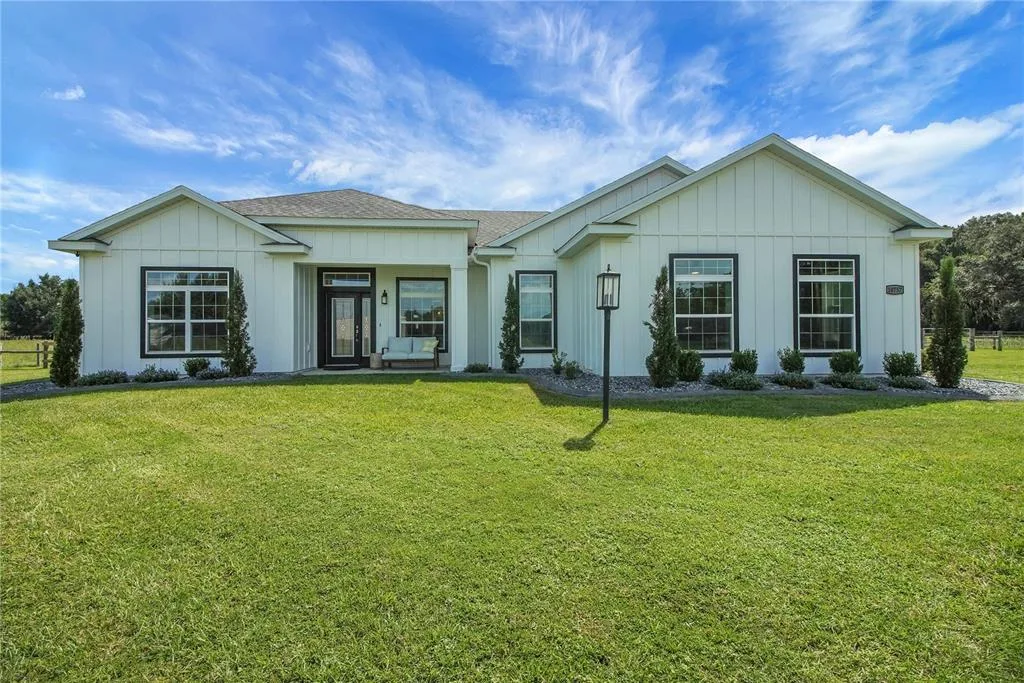 10757 COUNTY ROAD 223, OXFORD, FL 34484