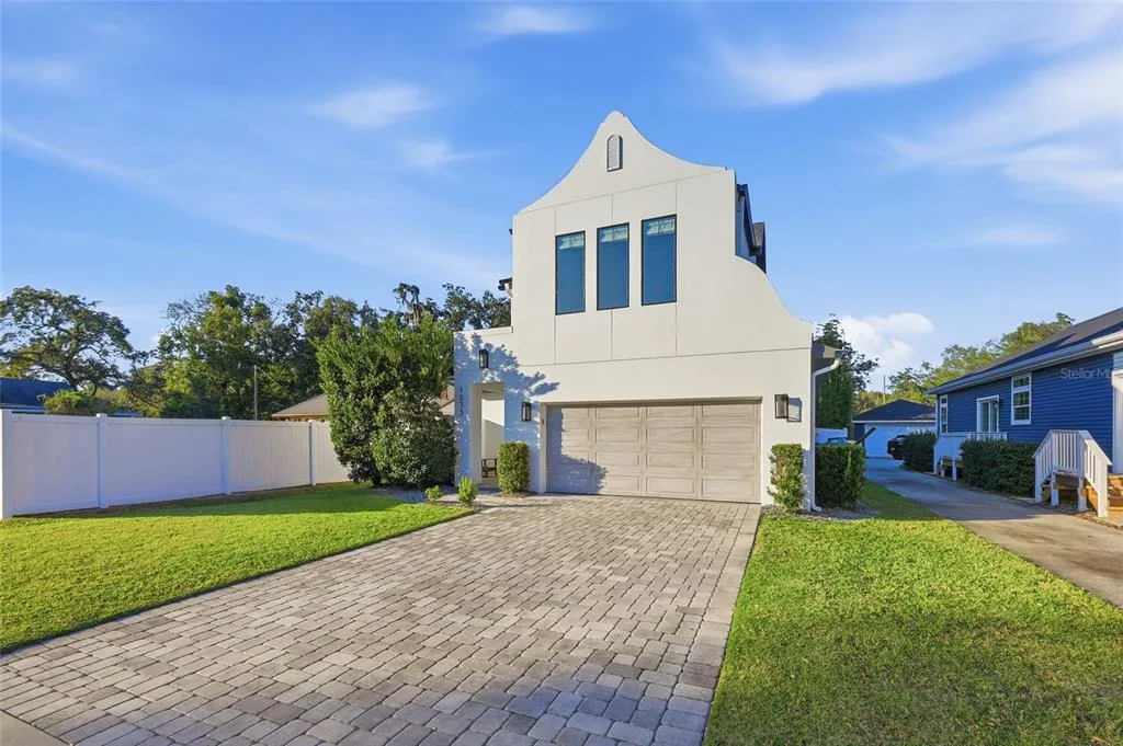 1033 WILKS AVENUE, ORLANDO, FL 32809