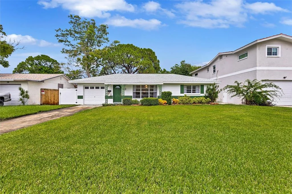 349 89TH AVENUE NE, ST PETERSBURG, FL 33702