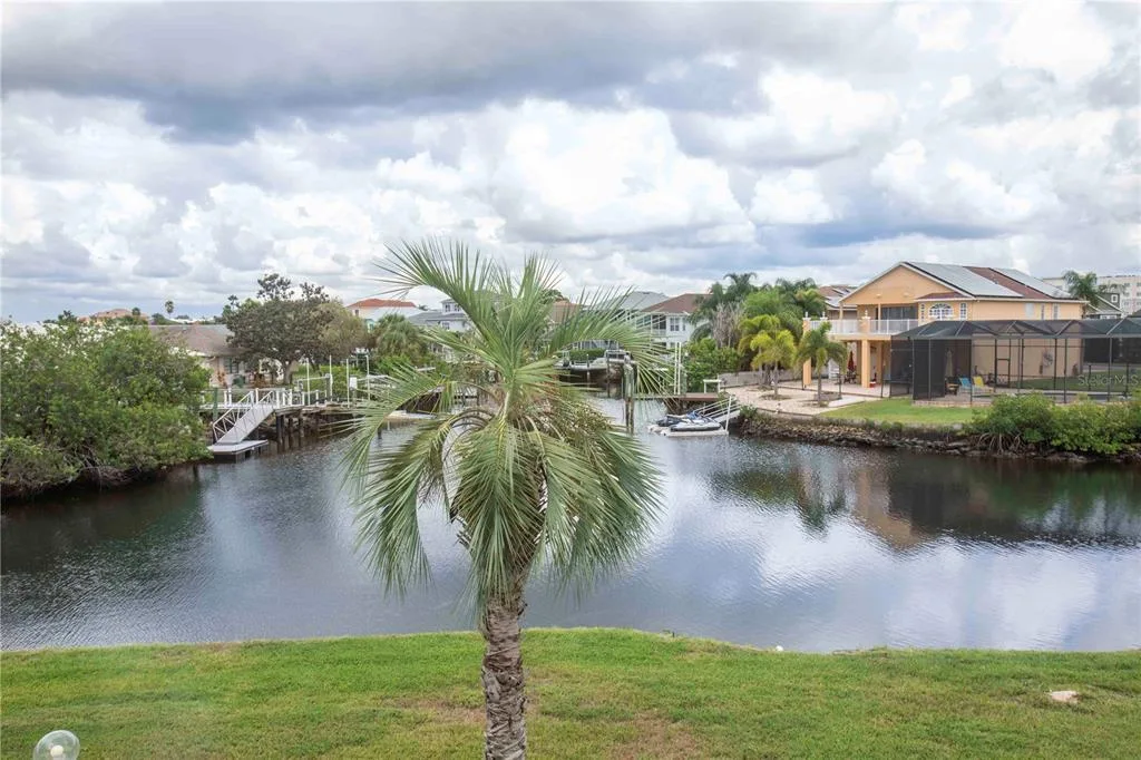4609 MARINE PARKWAY # 203, NEW PORT RICHEY, FL 34652
