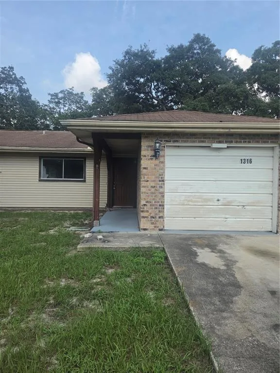 1316 MARKHAM AVENUE # B, SPRING HILL, FL 34606
