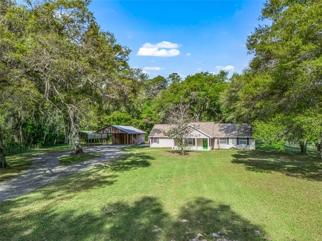 8234 S US 301, BUSHNELL, FL 33513