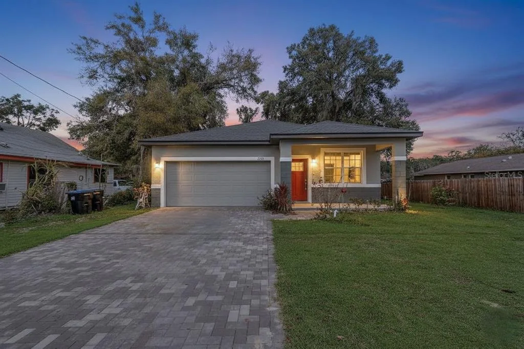 309 E 13TH STREET, APOPKA, FL 32703
