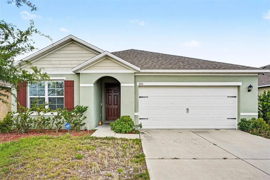 693 SQUIRES GROVE DRIVE, WINTER HAVEN, FL 33880