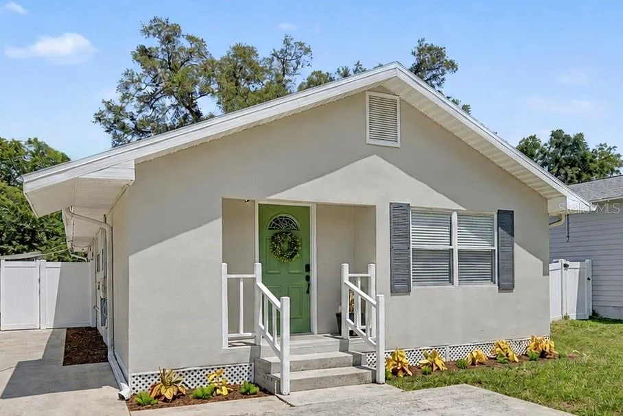 3913 N LYNN AVENUE, TAMPA, FL 33603
