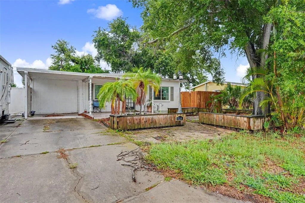 824 67TH STREET S, ST PETERSBURG, FL 33707