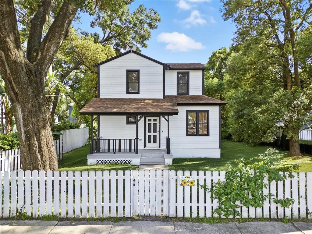 501 E SPARKMAN AVENUE, TAMPA, FL 33602