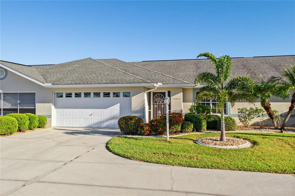 12454 SW KINGSWAY CIRCLE # 202, LAKE SUZY, FL 34269