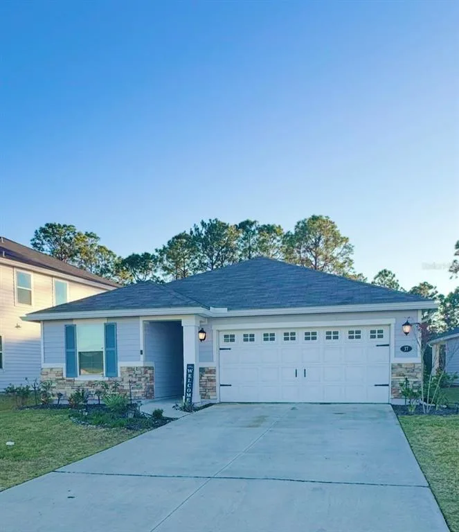 37 WILLOW STREET, PALM COAST, FL 32164