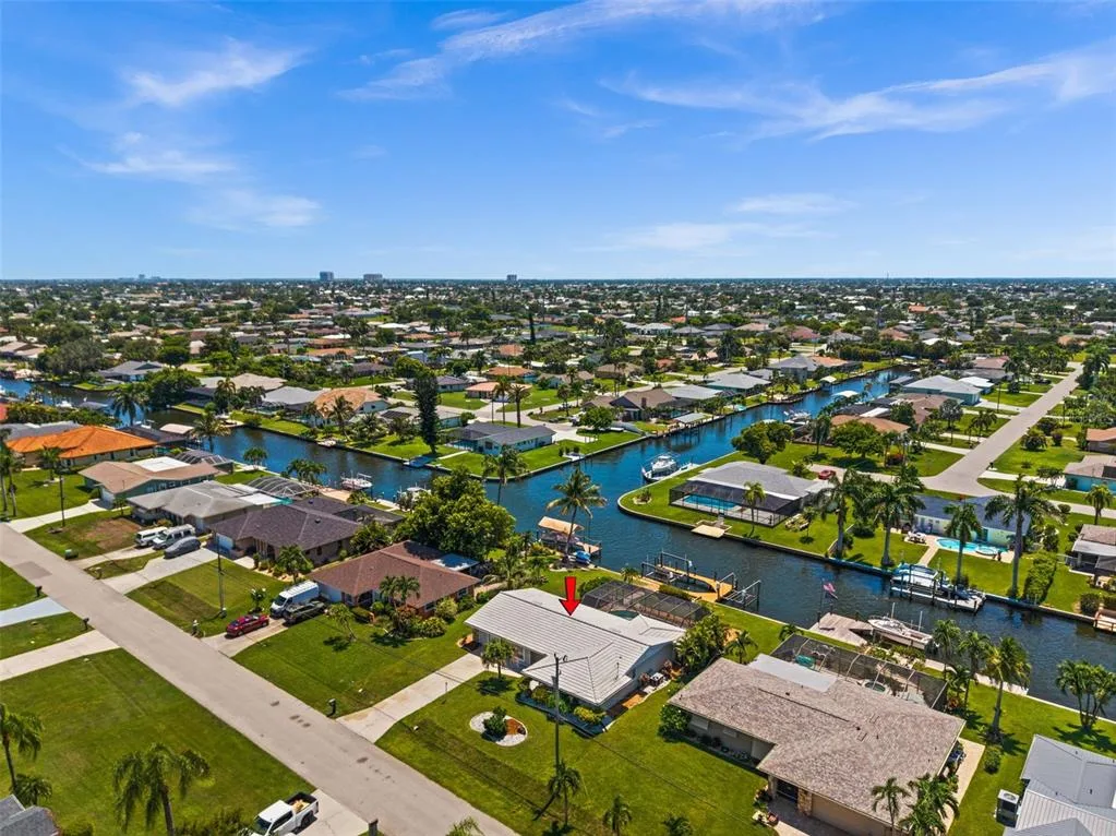 4102 SE 1ST PLACE, CAPE CORAL, FL 33904