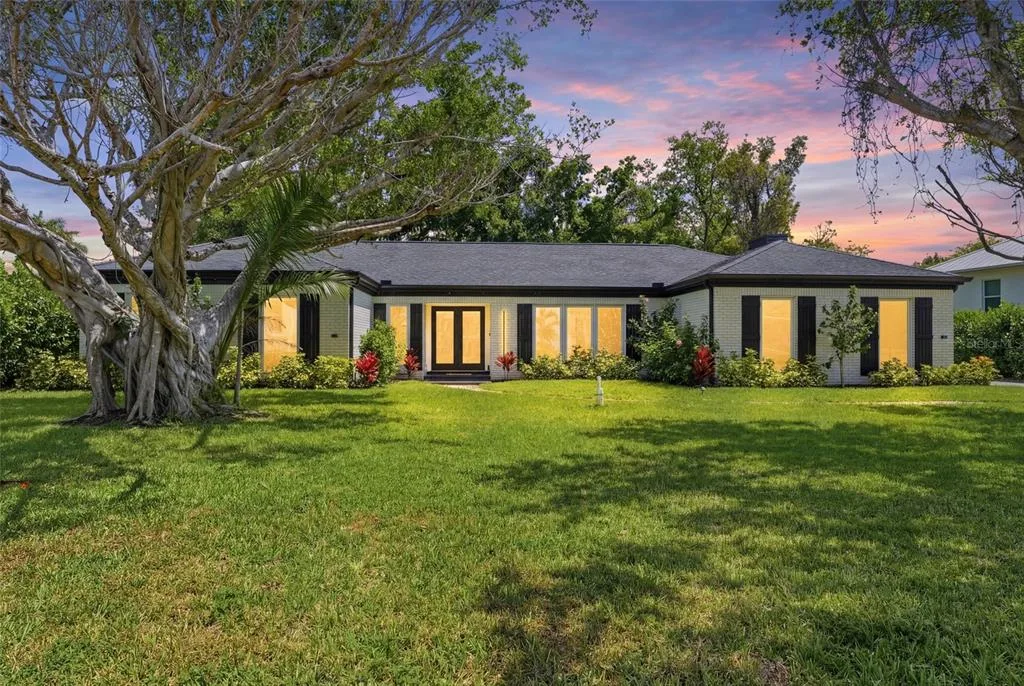 3931 W RIVERSIDE DRIVE, FORT MYERS, FL 33901