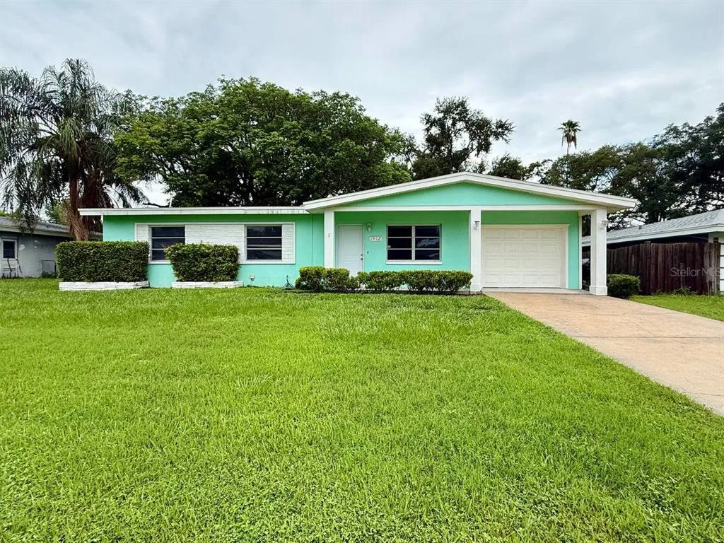 1912 N HIGHLAND AVENUE, CLEARWATER, FL 33755