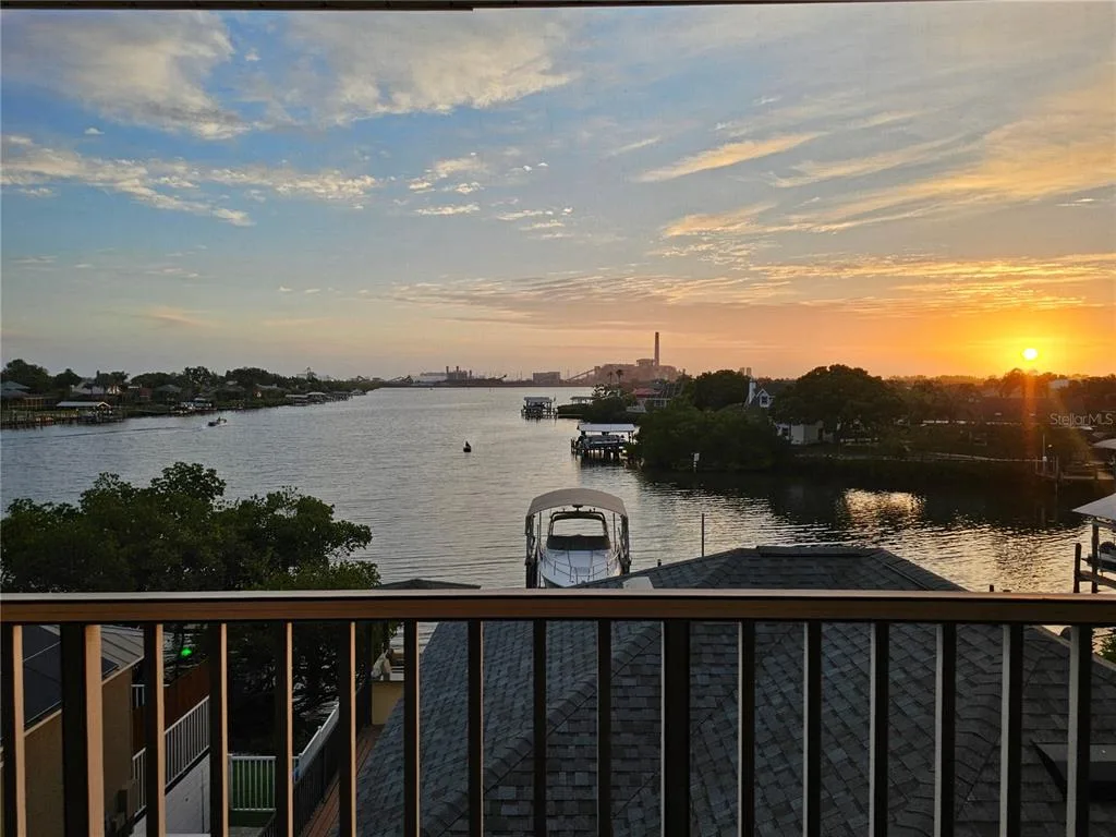 1209 APOLLO BEACH BOULEVARD, APOLLO BEACH, FL 33572