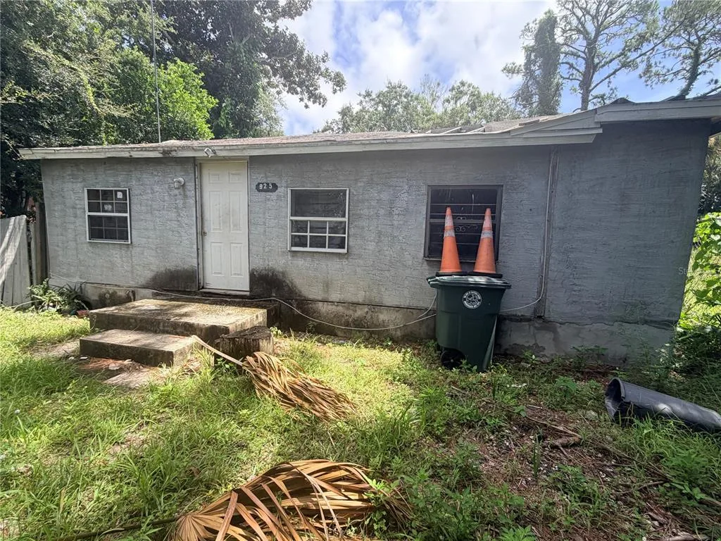925 NILES STREET, DAYTONA BEACH, FL 32114