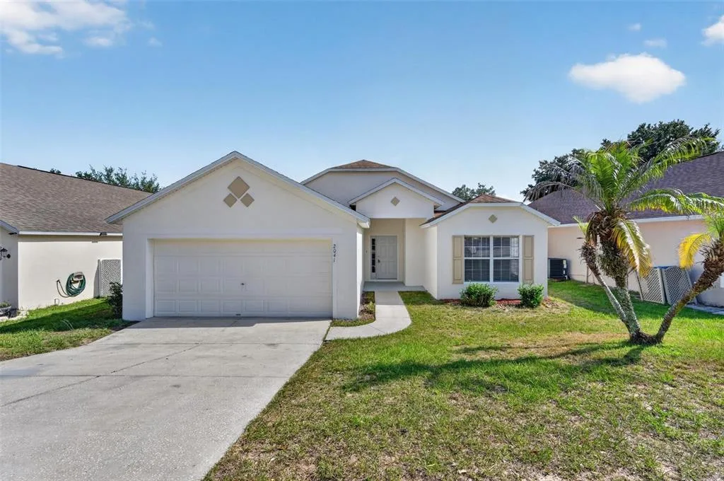 2041 NEWTOWN ROAD, GROVELAND, FL 34736