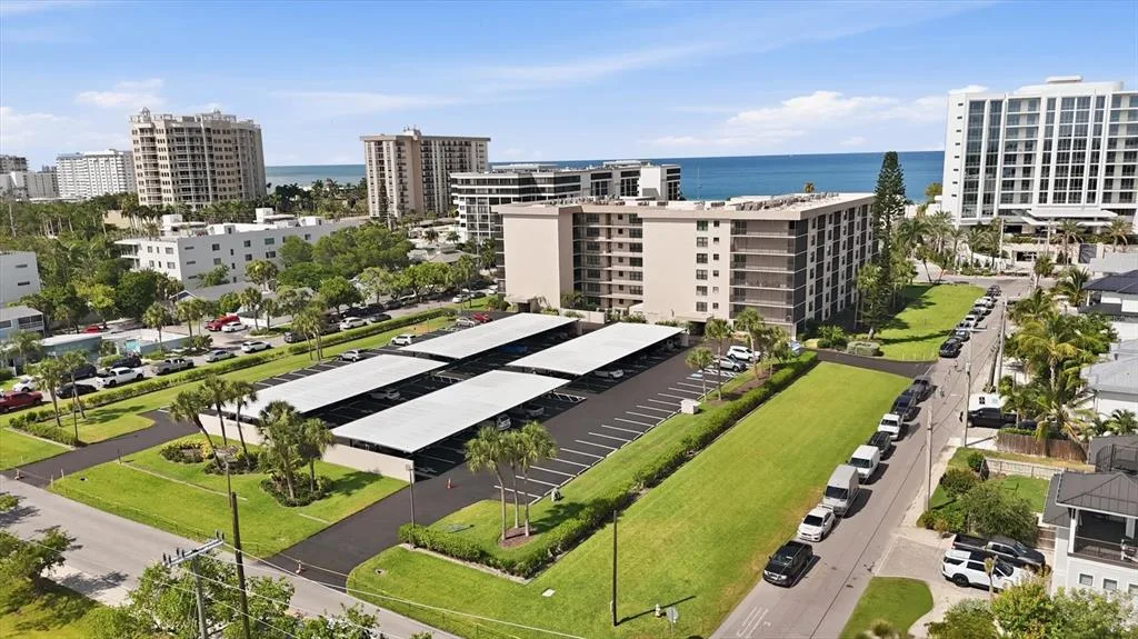1001 BENJAMIN FRANKLIN DRIVE # 206, SARASOTA, FL 34236