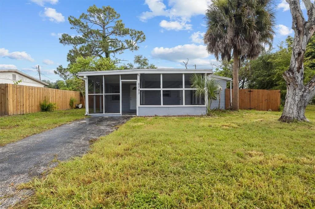 6723 78TH AVENUE N, PINELLAS PARK, FL 33781