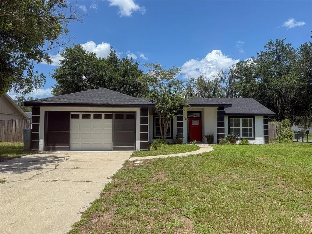 1367 HENSLEY DRIVE, DELAND, FL 32724