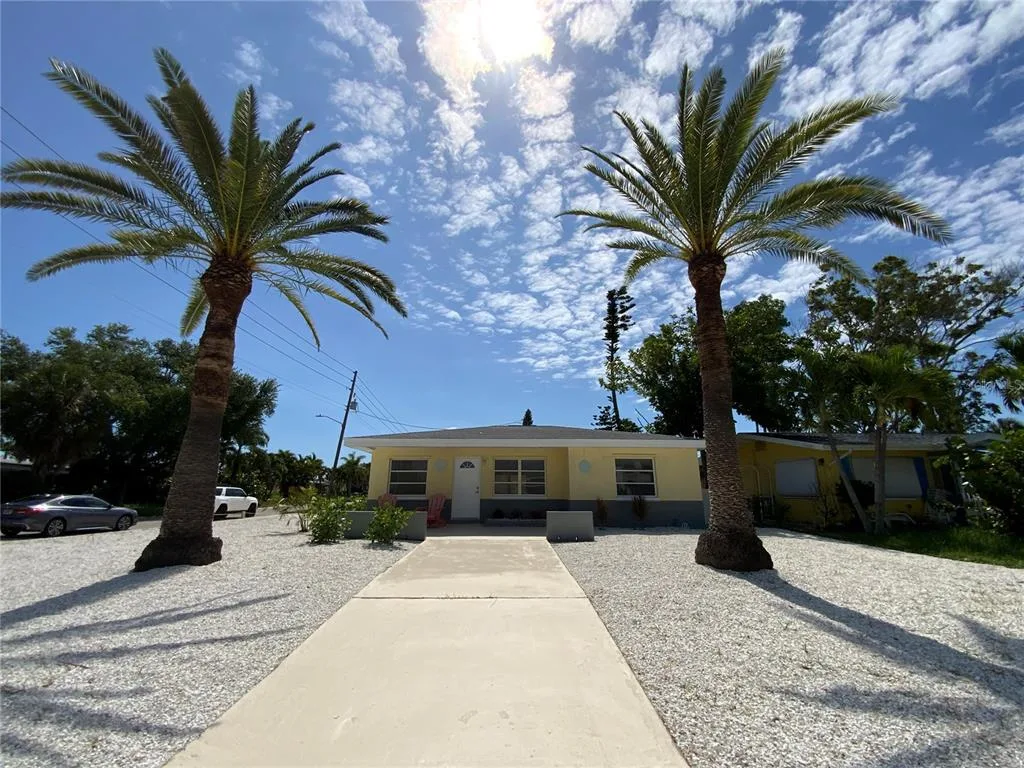 1404 COREY WAY S, SOUTH PASADENA, FL 33707