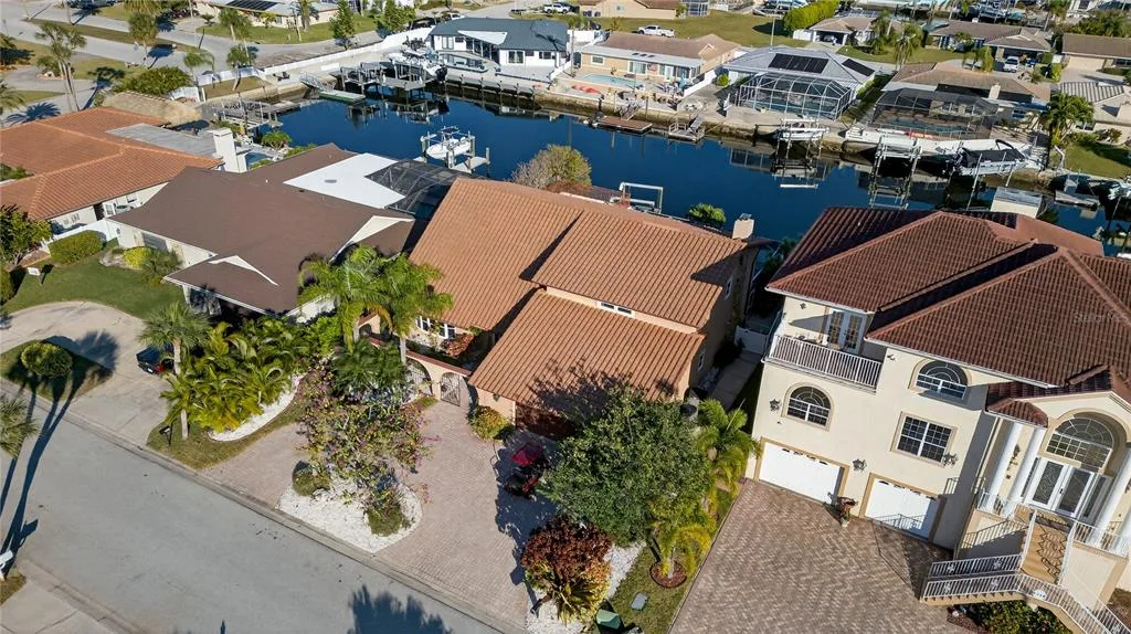 5124 SOUTH SHORE DRIVE, NEW PORT RICHEY, FL 34652