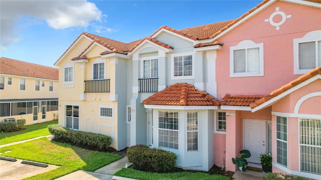 1201 S BEACH CIR, KISSIMMEE, FL 34746