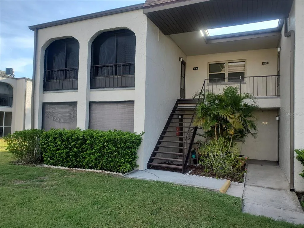 7701 STARKEY ROAD # 316, SEMINOLE, FL 33777