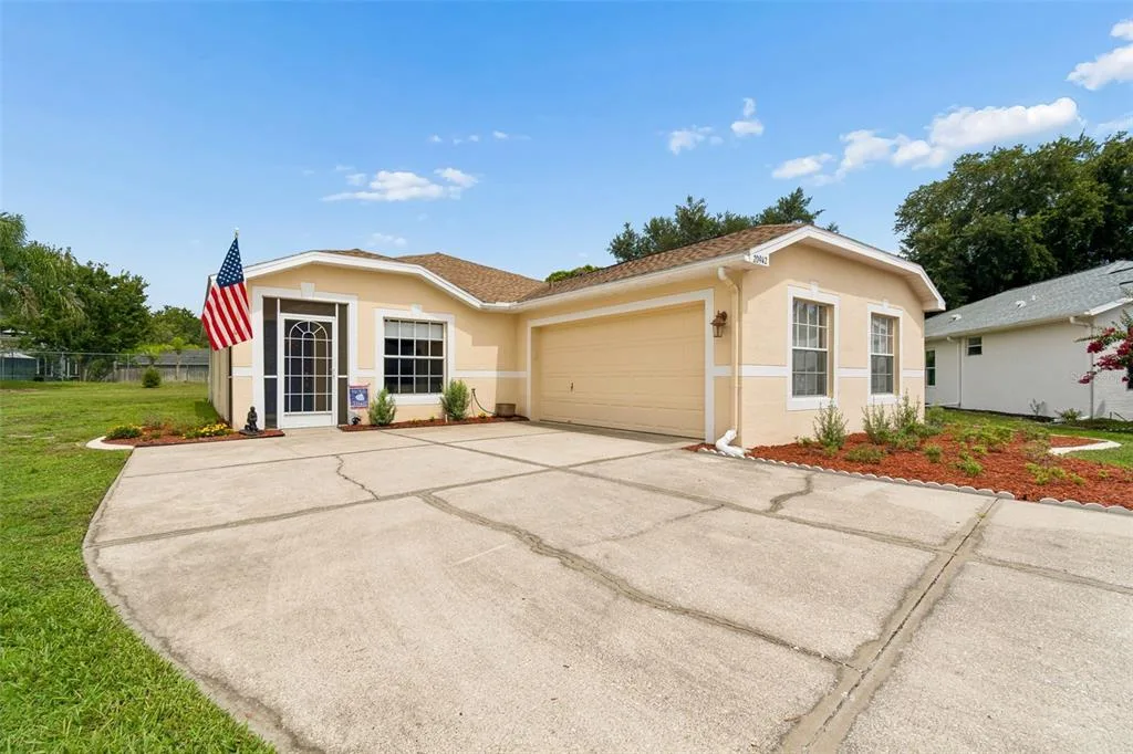 20942 SUNSWEET COURT, LAND O LAKES, FL 34637
