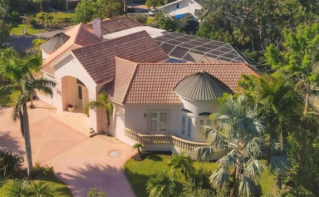 5331 SIESTA COVE DRIVE, SARASOTA, FL 34242