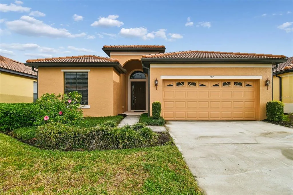 127 SILVER FALLS DRIVE, APOLLO BEACH, FL 33572