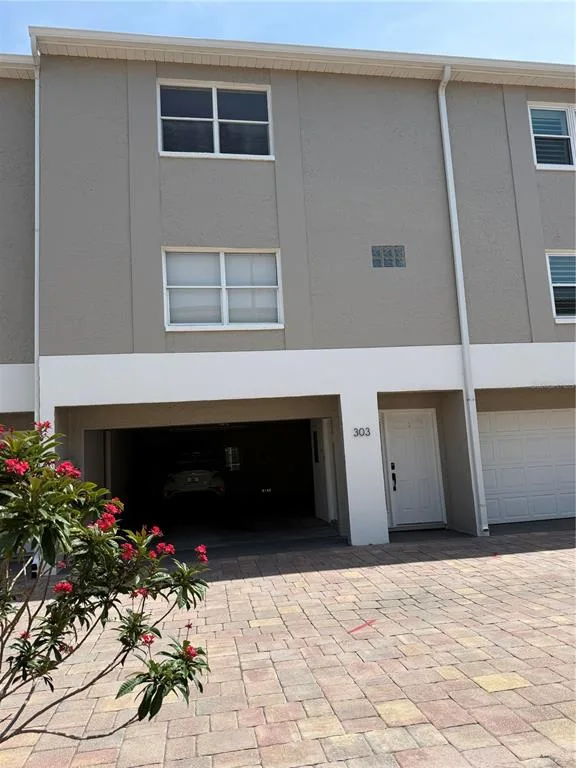1117 PINELLAS BAYWAY S # 303, TIERRA VERDE, FL 33715