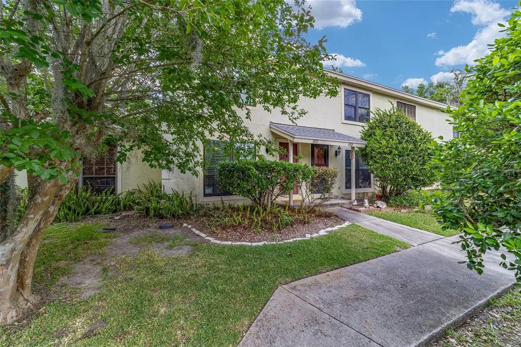 1701 SE 24TH ROAD # 102, OCALA, FL 34471