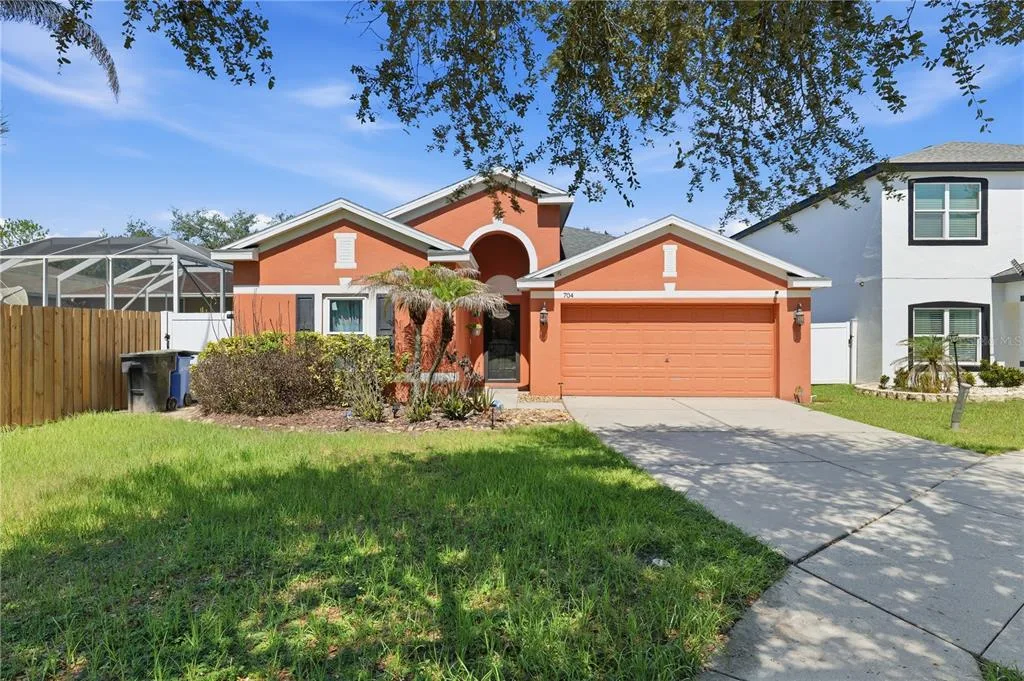 704 PARSONS POINTE ST, SEFFNER, FL 33584
