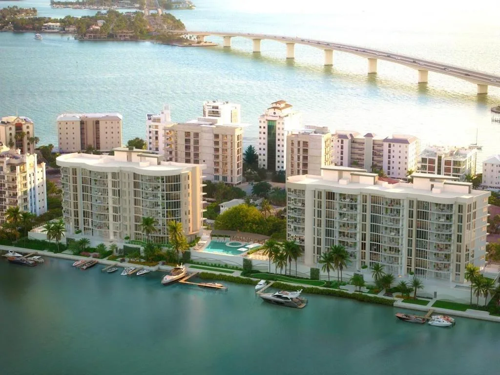 590 GOLDEN GATE POINT # 907, SARASOTA, FL 34236