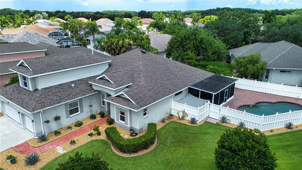 515 PLANTERS MANOR WAY, BRADENTON, FL 34212
