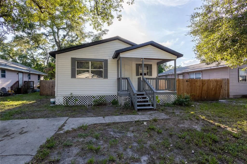3110 GORDON COURT, TAMPA, FL 33619