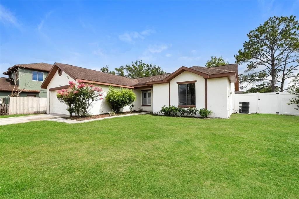 7313 RADIANT CIRCLE, ORLANDO, FL 32810