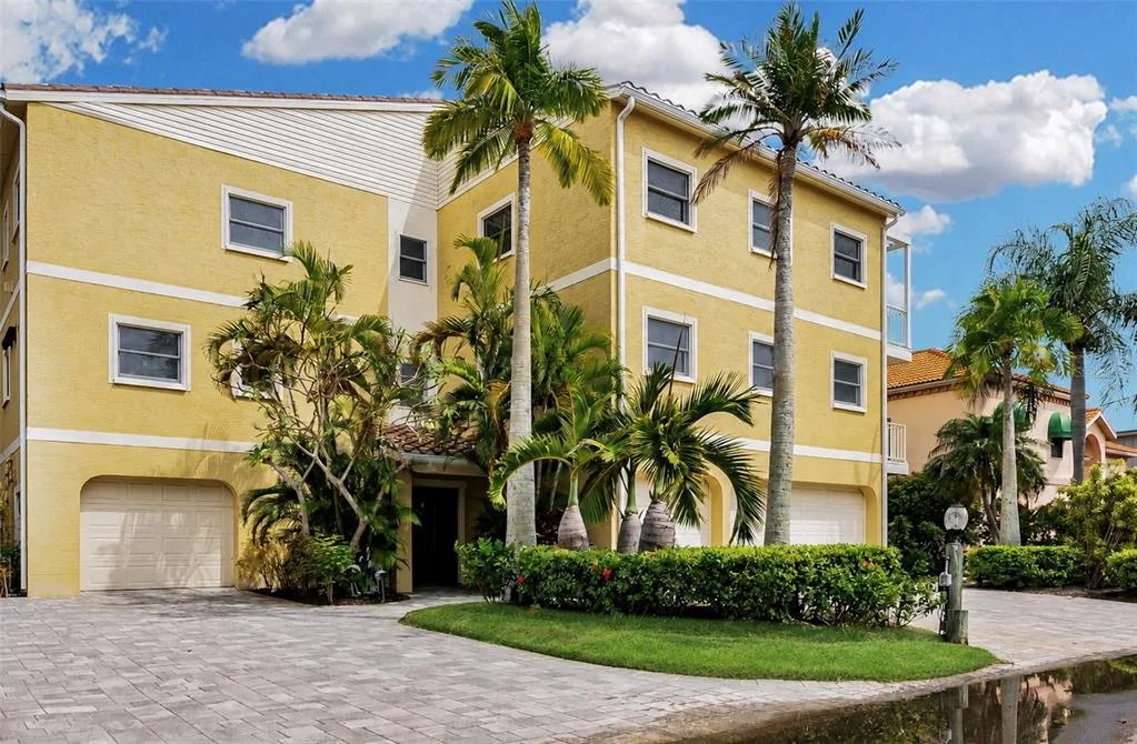 614 NORTON STREET, LONGBOAT KEY, FL 34228