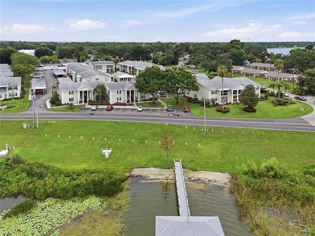 689 LAKE HOWARD DRIVE NW # 213, WINTER HAVEN, FL 33880