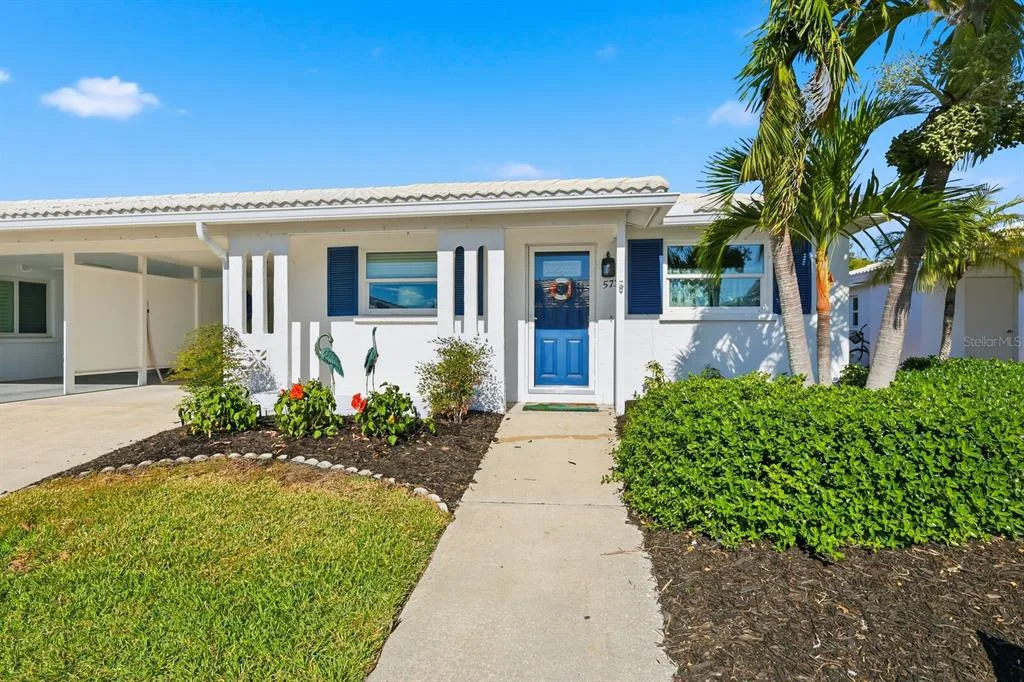 573 SPANISH DRIVE N, LONGBOAT KEY, FL 34228