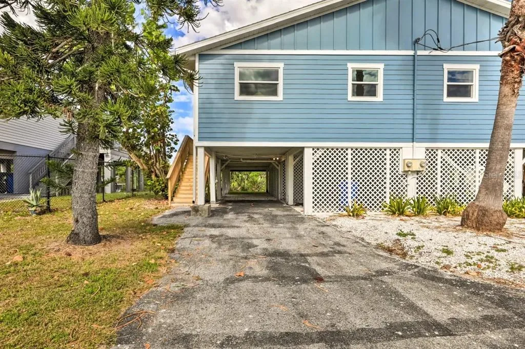 3303 W SHELL POINT #A ROAD, RUSKIN, FL 33570